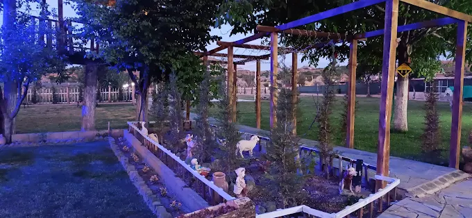 Salkım Söğüt Kırdüğünü & Kahvaltı Bahçesi